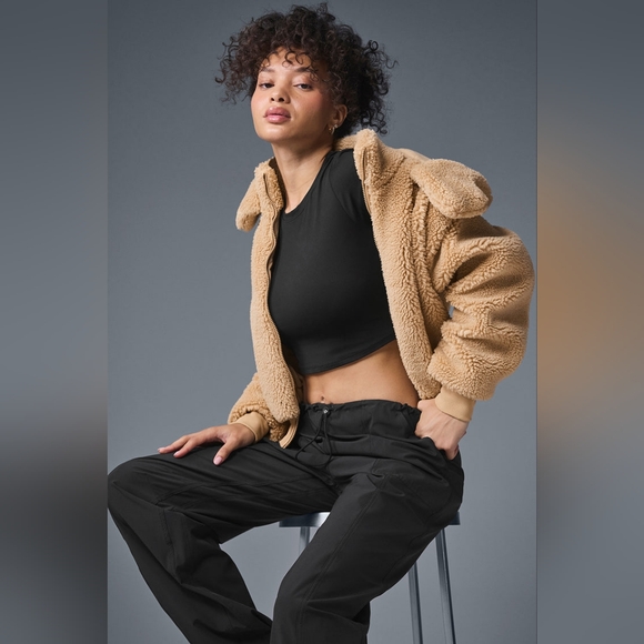 Alo Yoga Camel Foxy Sherpa Jacket Size Large - Picture 1 of 5